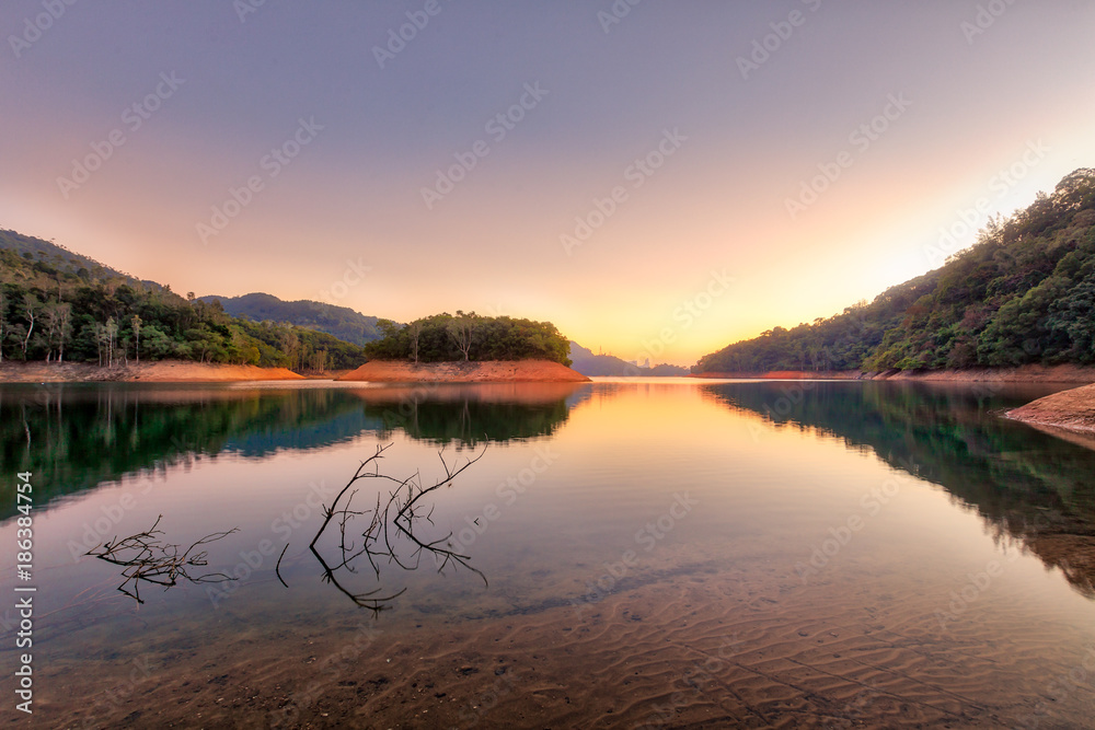 Fototapeta premium Lake