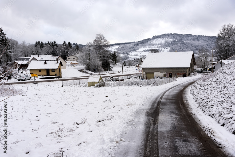 Obraz premium Rural and rustic landscape view of the outskirt village in Moselle, France