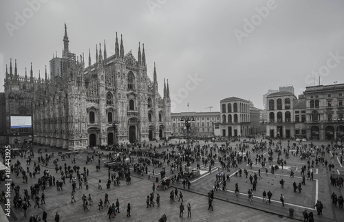 Piazza Duomo - Milano photo
