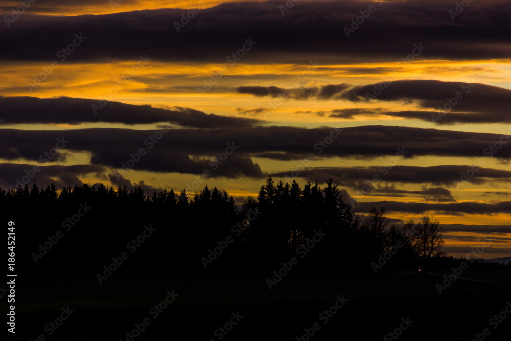 Obraz premium Autumn sunset in czech countryside
