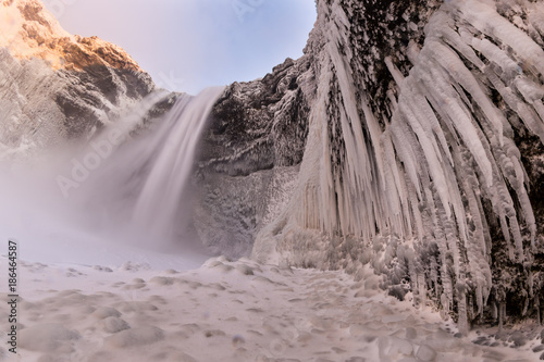 Beautiful Skogafoss waterfa...