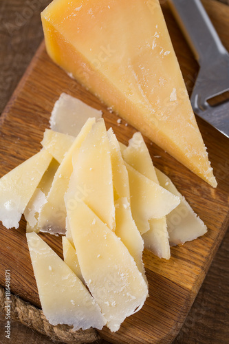 Obraz w ramie parmesan cheese slices