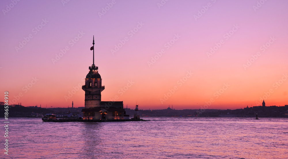 Maiden's Tower in istanbul, Turkey (KIZ KULESI - USKUDAR)