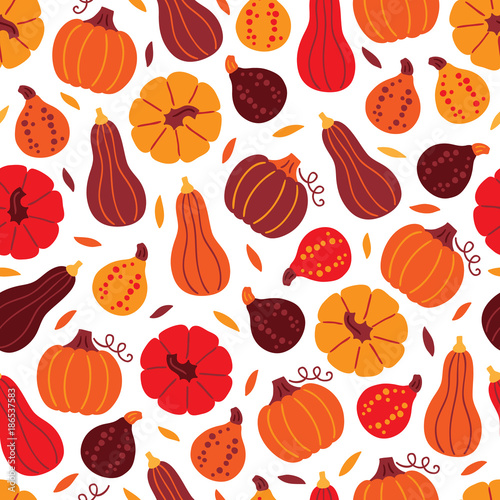 Thanksgiving Day seamless pattern with pumpkins and leaves