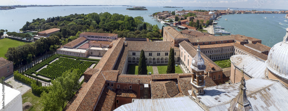 Fototapeta premium View of Piazza San Marco and the lagoon