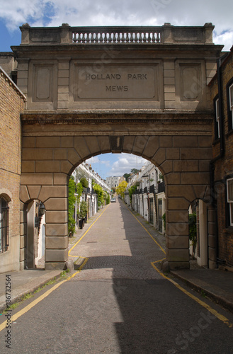 Holland Park Mews in London photo