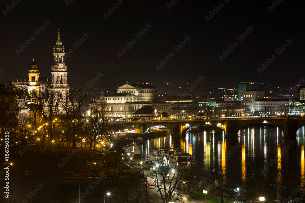 Obraz premium dresden germany from above at night