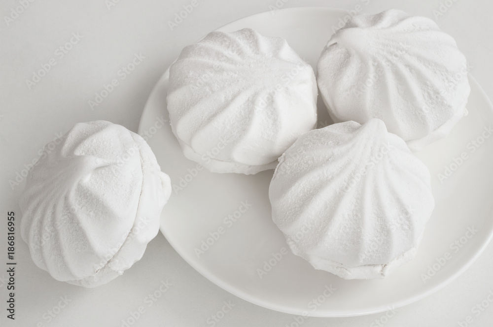 White zephyr souffle White zephyr souffle