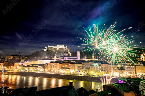 Photography Feuerwerk über der Altstadt von Salzburg, Festung Hohensalzburg