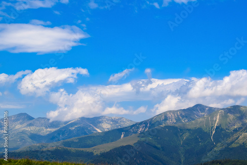 Fototapeta Naklejka Na Ścianę i Meble -  Mountain Peaks, Parang, Romania