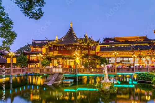 Shanghai City God Temple night