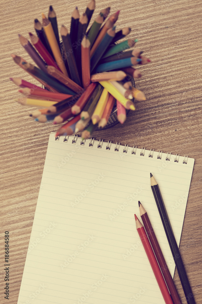 Obraz premium notebook on the table