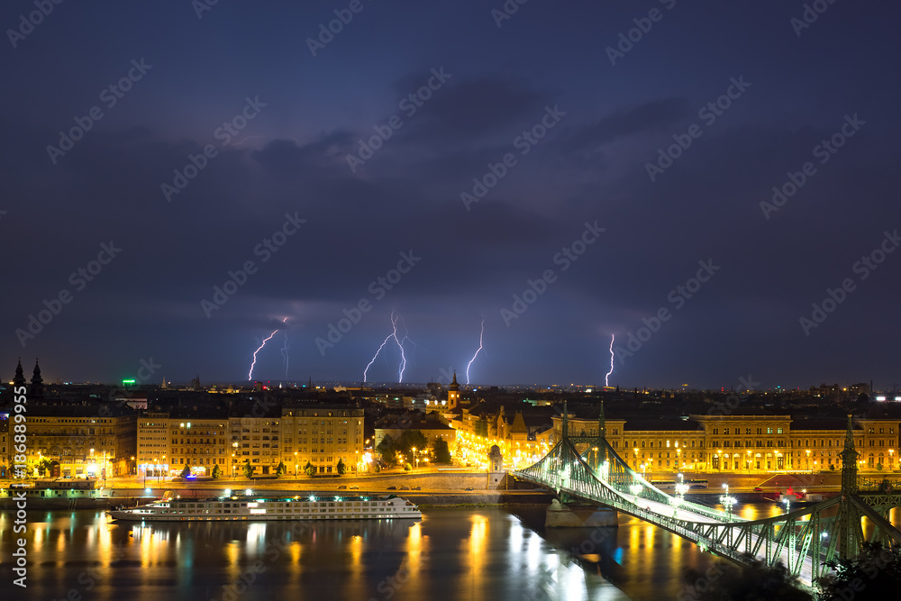Multiple Lighting hits over Budapest