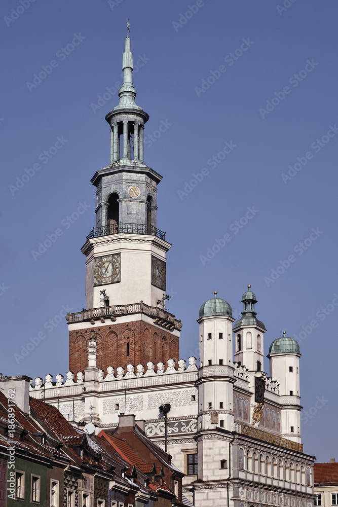 Old market with Renaissance town hall tower in Poznan.