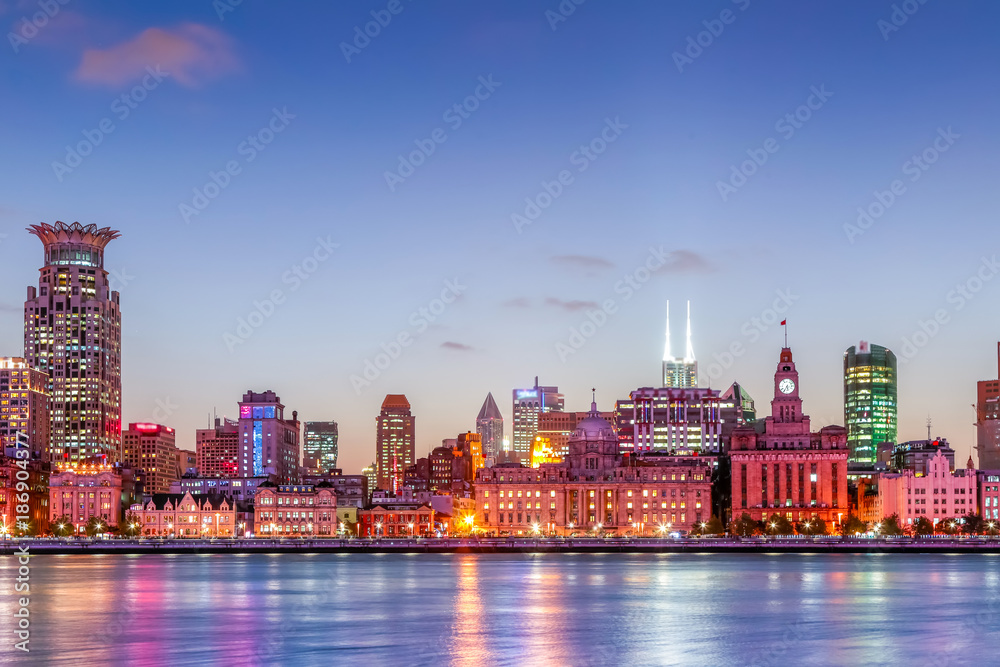 Naklejka premium Shanghai Bund night view