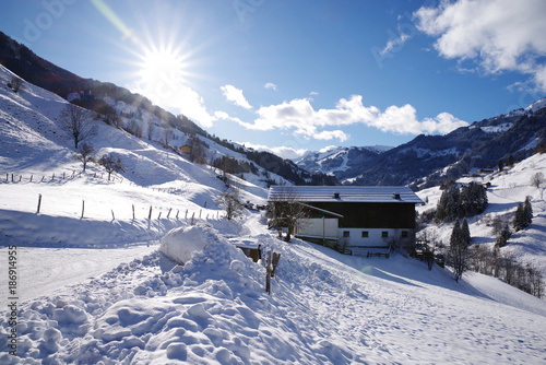 Winter-Landschaft in den Bergen 