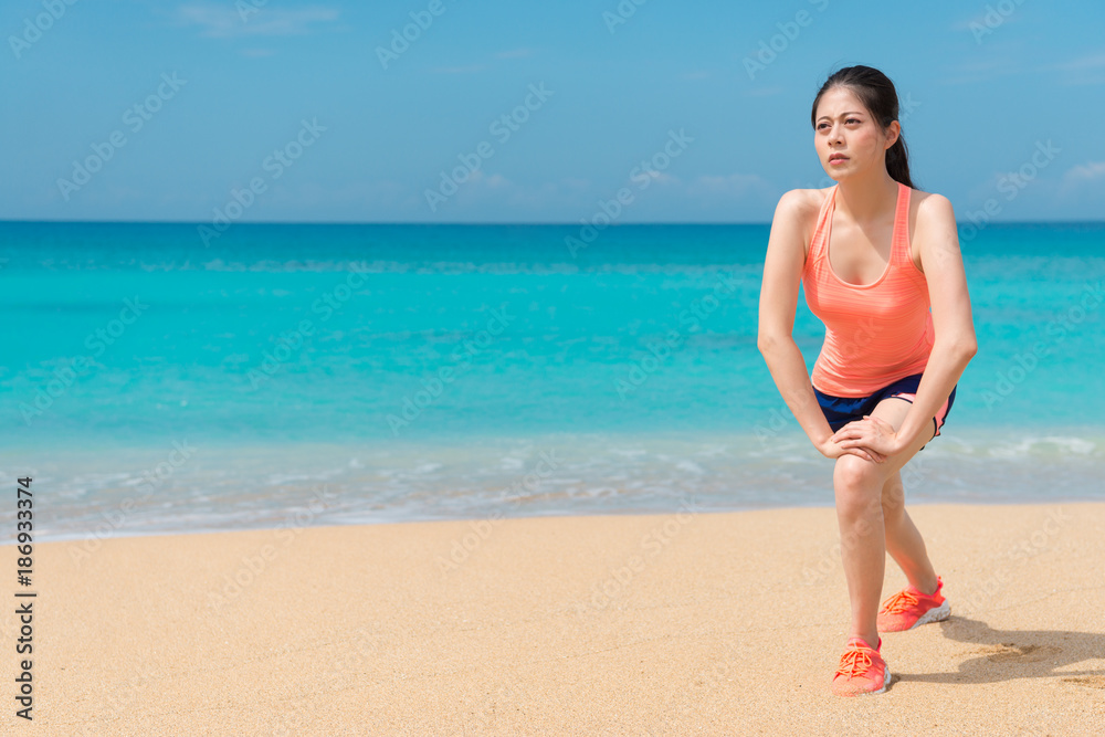 professional beauty girl athlete preparing to run professional beauty girl athlete preparing to run