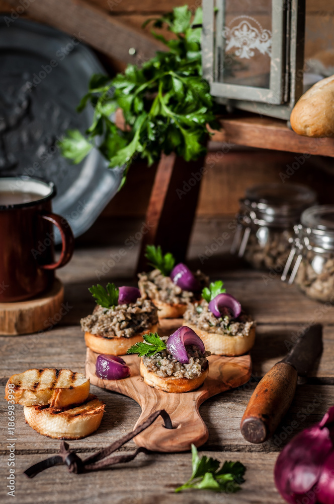 Mushroom Spread on Toasts