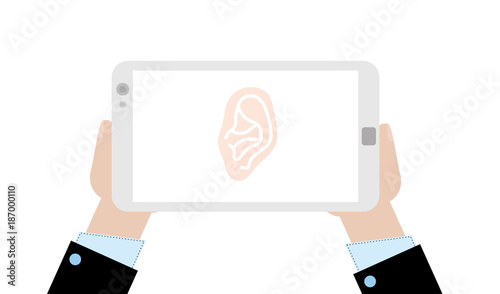Geschäftsmann mit Tablet - Ohr