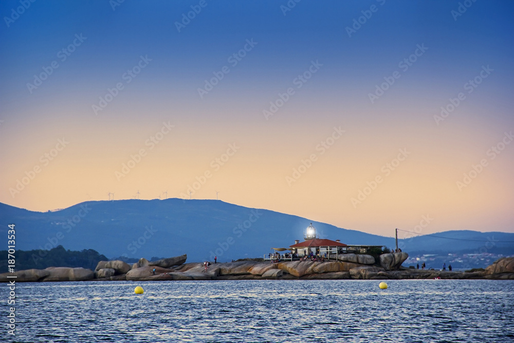 Cabalo Point lighthouse at dusk