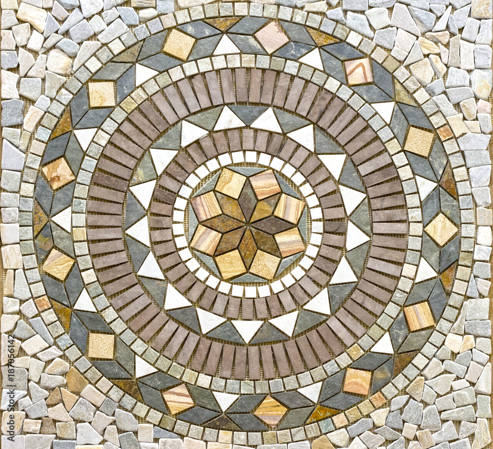 Naklejka premium Beautiful circle mosaic tile pattern for entrance hall or hallway.
