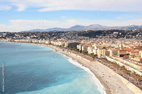 Vue panoramique sur Nice et la promenade des Anglais, cote d’Azur, France 