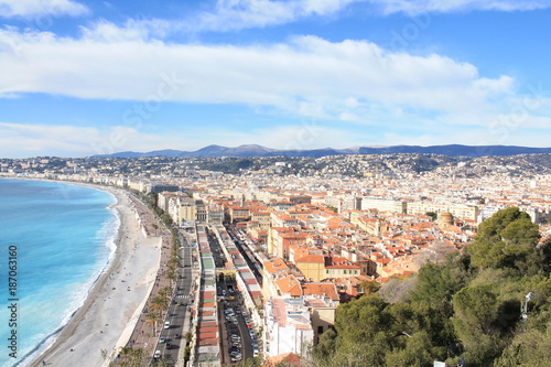 Vue panoramique sur Nice et la promenade des Anglais, cote d’Azur, France 