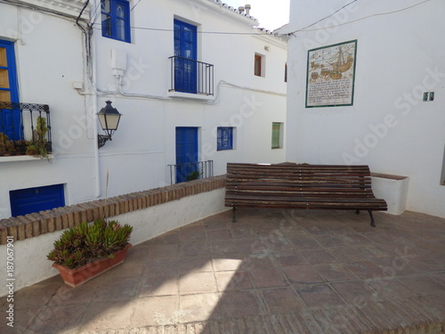 Calle de Frigiliana, pueblo bonito de Malaga, en la comunidad autonoma de Andalucia (España) situado en la comarca de la Axarquía e integrado en Torrox 