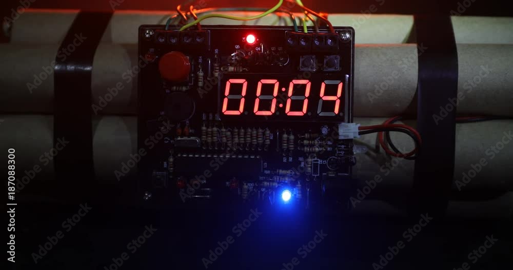 Countdown Explosive Tnt Bomb With Digital Timer. Dynamite bomb disposal ...