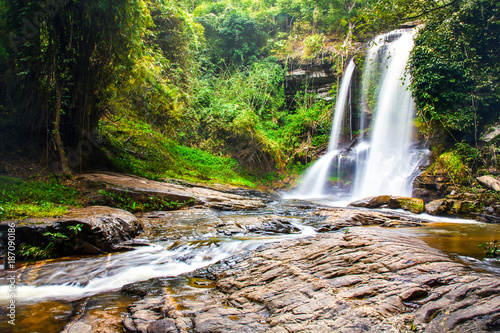 Fototapeta Naklejka Na Ścianę i Meble -  Natural waterfall in the jungle,Maesapok village,Chiang mai Thailand