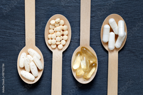 Supplements on wooden spoons