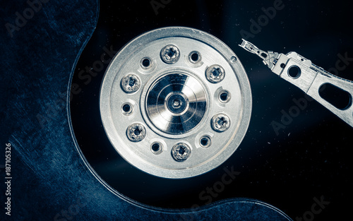 Foto Innenleben einer HDD-Festplatte