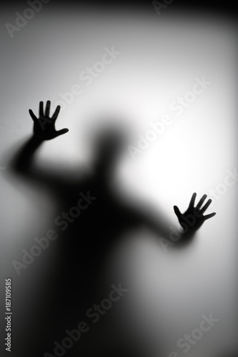 people shadow
