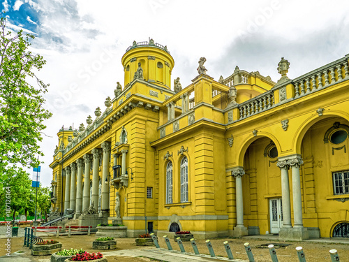 Vajdahunyad Castle (Vajdahu...