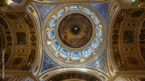 Saint-Petersbourg  Saint-Isaac Cathedral