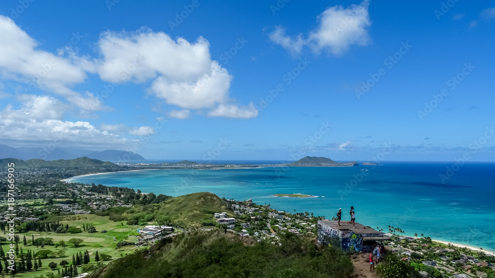 Obraz premium アメリカ、夏のハワイ、オアフ島の絶景と青い海、カイルア、ラニカイ・ビーチ
