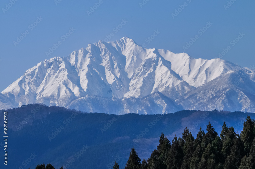日本 鳥取 冬の大山 伯耆富士の絶景 大山池 Stock Photo Adobe Stock