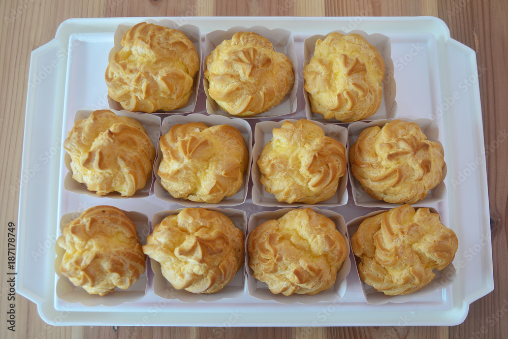 Cream puffs filled with pastry cream , Choux Cream Cream puffs filled with pastry cream , Choux Cream