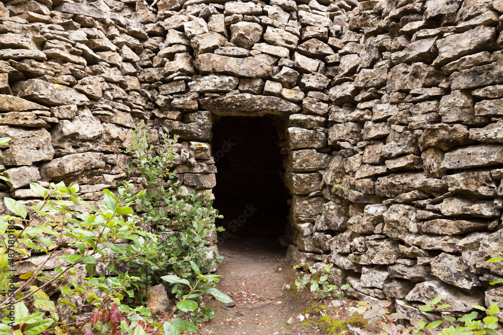 entrée d'une capitelle