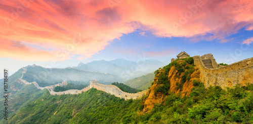 Fototapeta Naklejka Na Ścianę i Meble -  Great Wall of China at the jinshanling section,sunset landscape