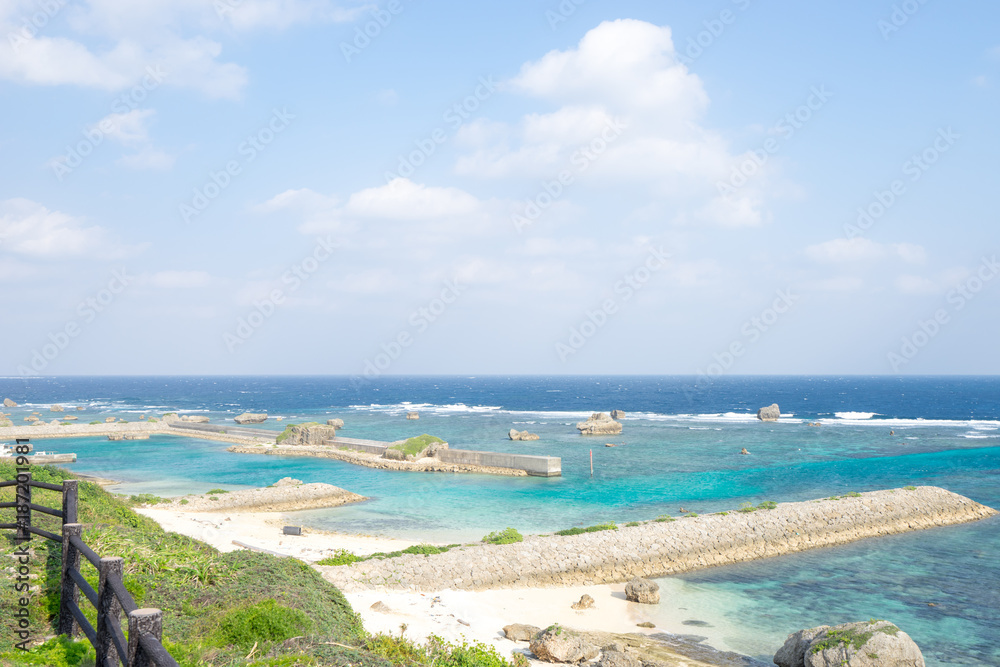 Fototapeta premium 宮古島・東平安名崎の風景