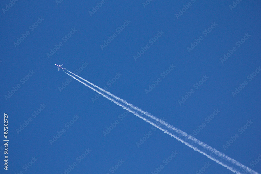 Jet traffic jet on a blue sky. Jet traffic jet on a blue sky.