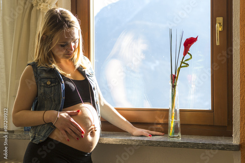 Ragazza in gravidanza