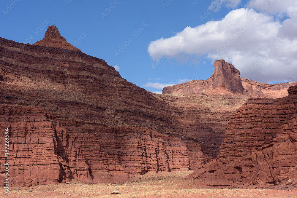Fototapeta premium Red Rock Formations Near Canyonlands National Park, Utah.