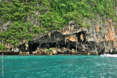 Thailand blaues Meer Felsformation Natur