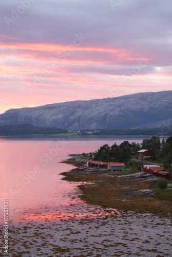 Abendrot am Fjord