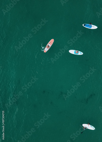 Stand up paddle floating in the ocean © Surf the Sky