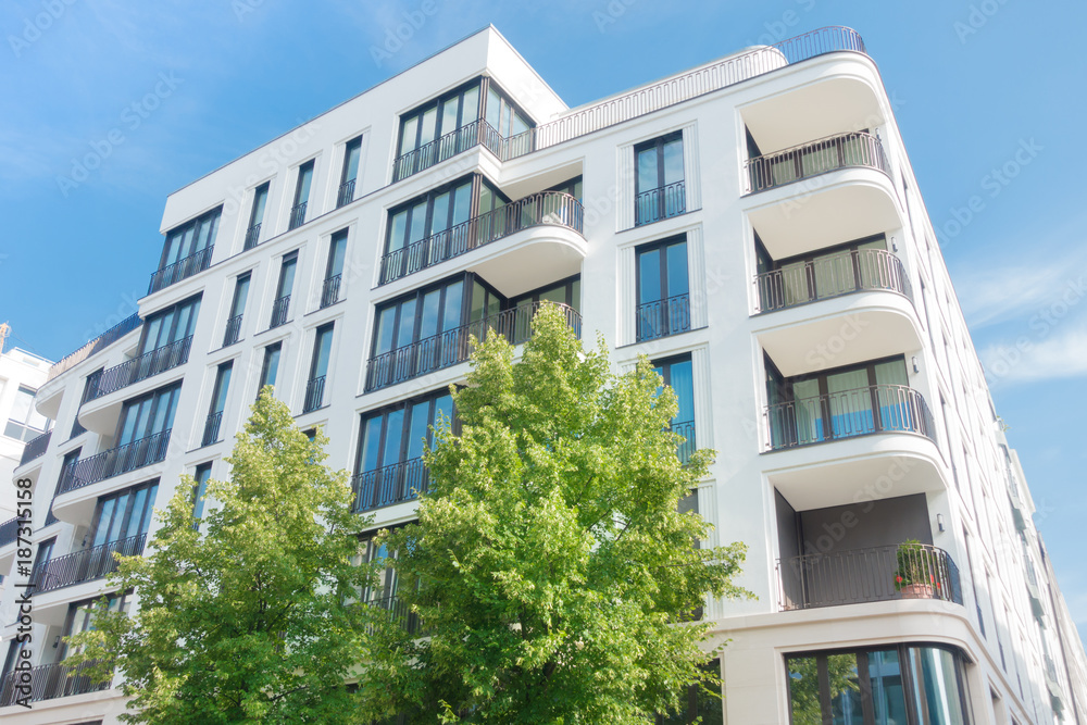 modernes Mehrfamilienhaus in Berlin - Eigentumswohnung