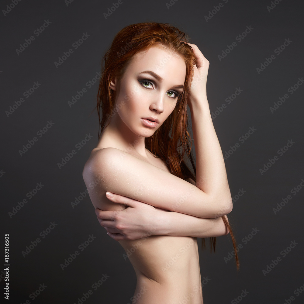 Naklejka premium sexy Beautiful young wet woman