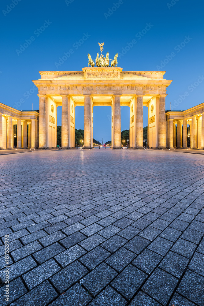 Brandenburg Gate at night, Berlin, Germany